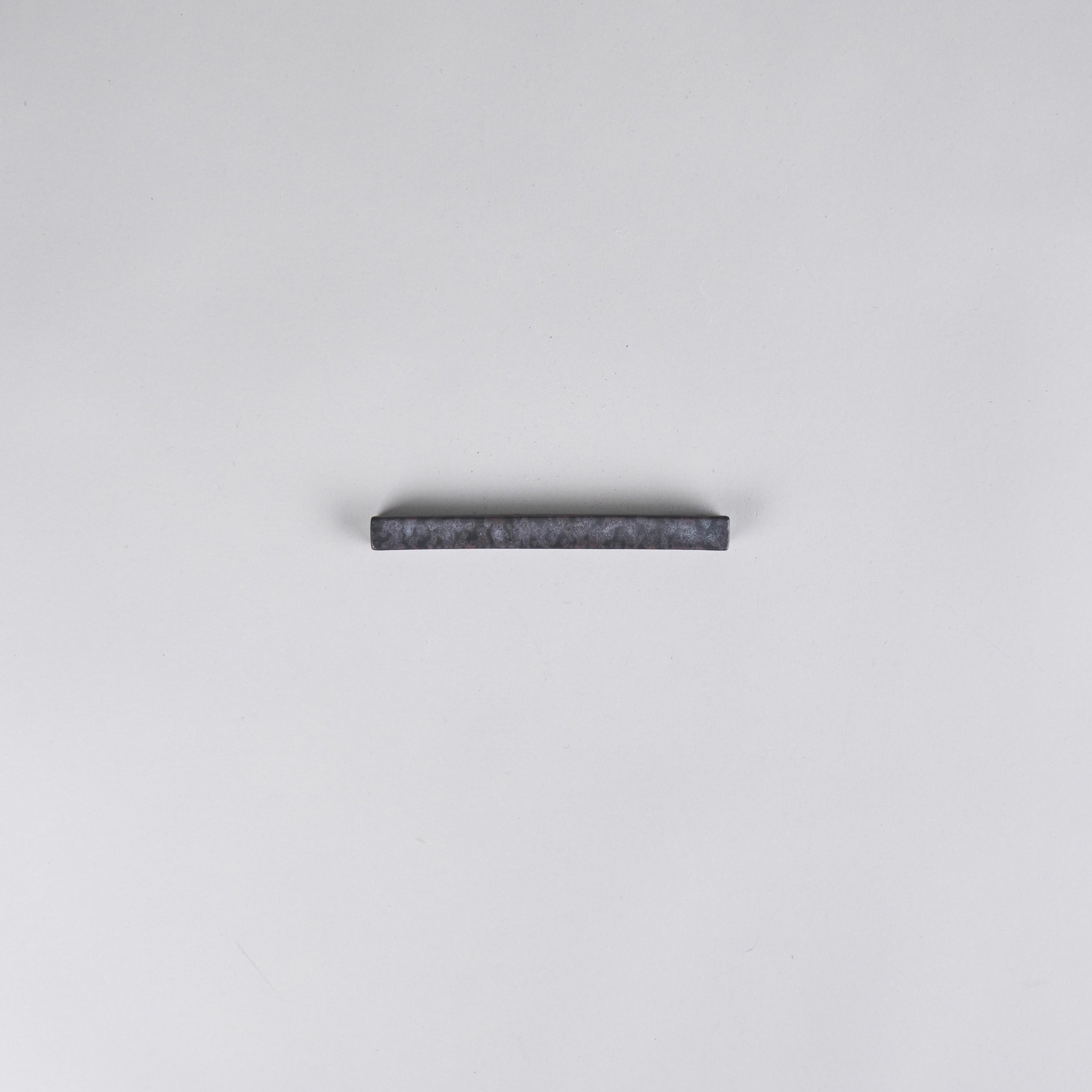 130 Black Rust Squeezes, 13cm x H1.3cm