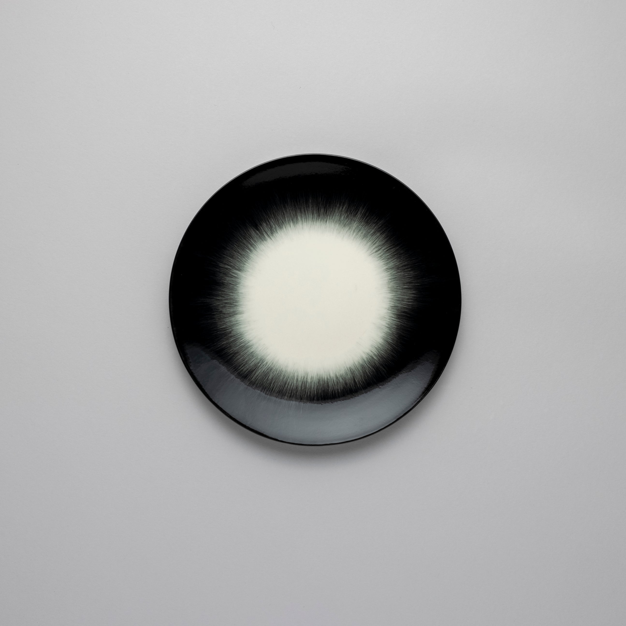Plate, 17.5cm, Dé Off-White/Black VAR 5