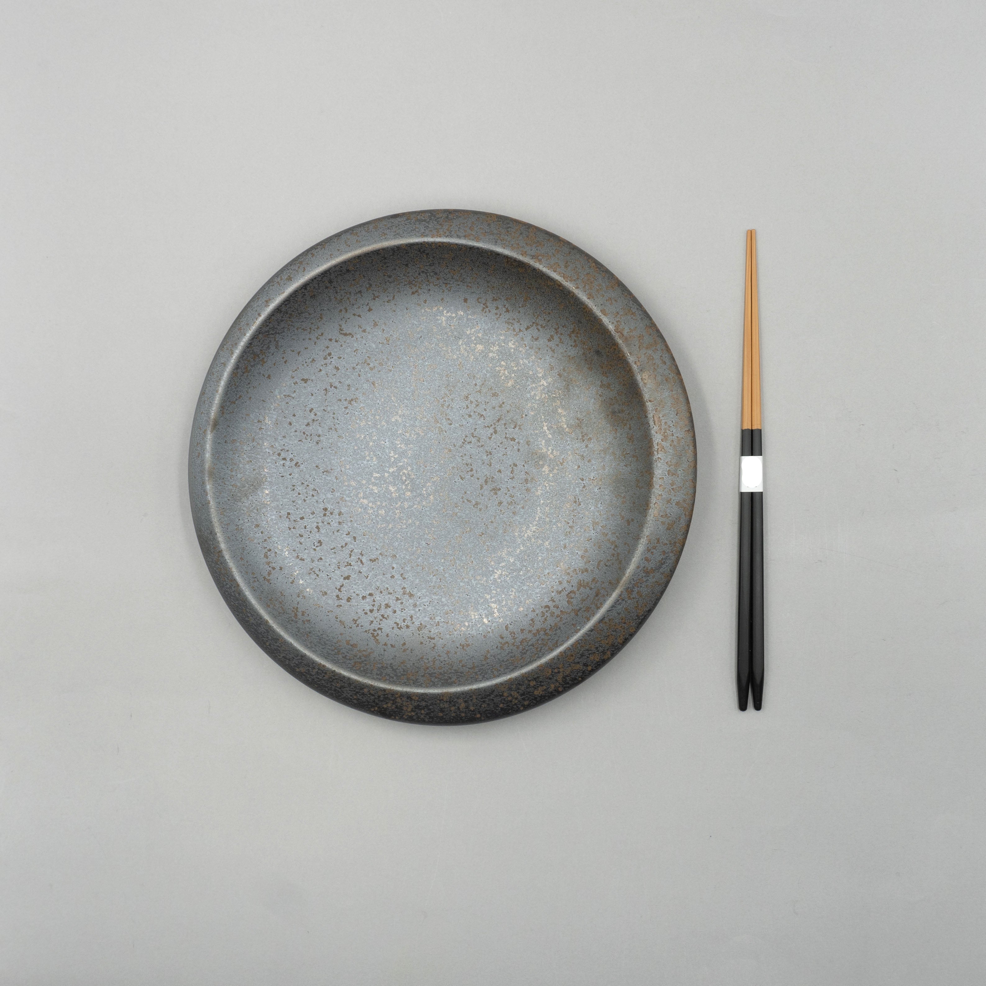 Shallow Plate, 24cm x H2.9cm