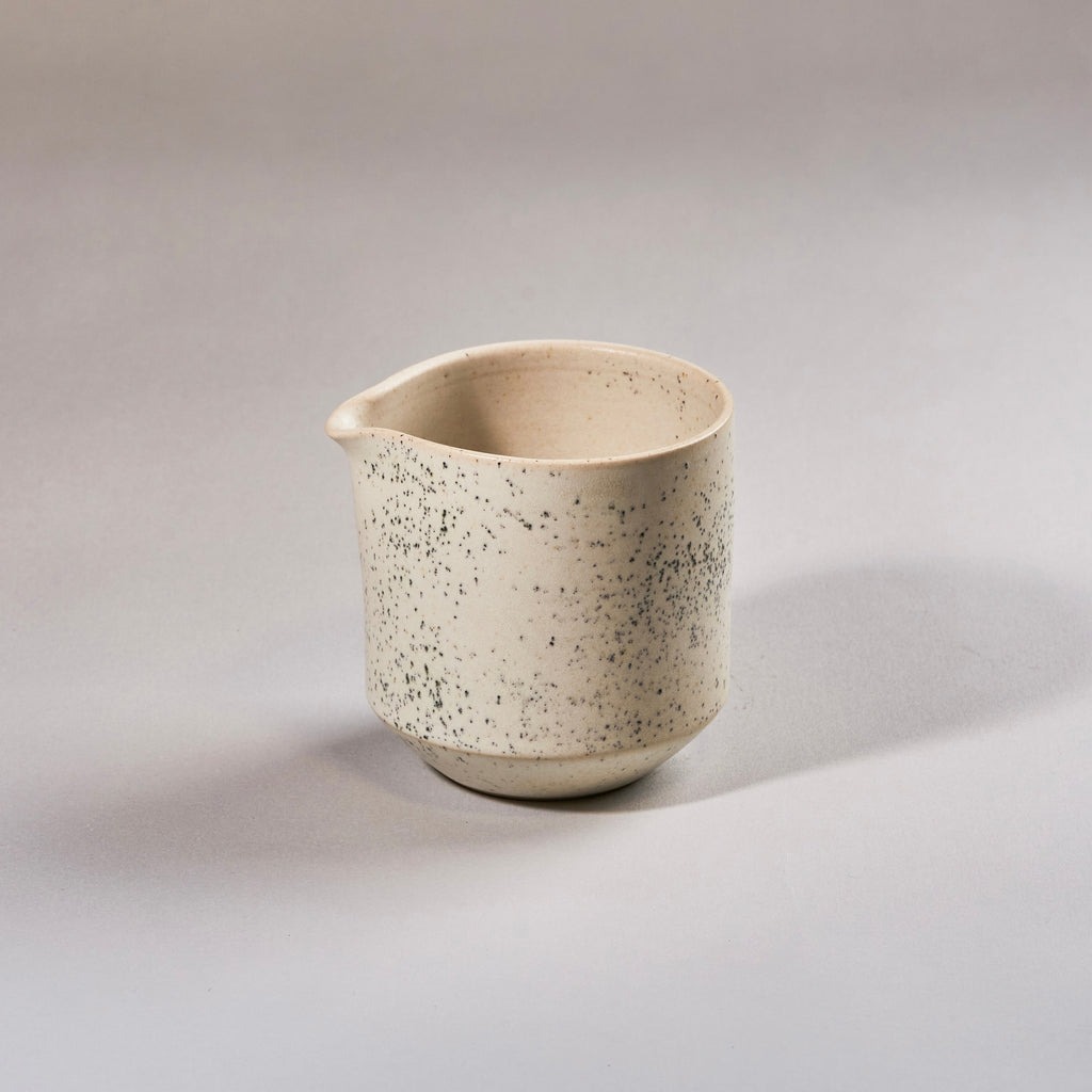 milkjug, H8.5 W7.5 cm