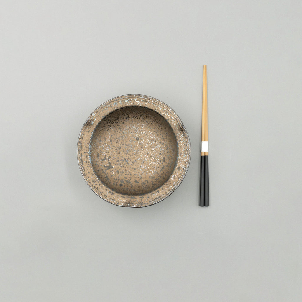 Stand, 16.7cm x 7.5cm