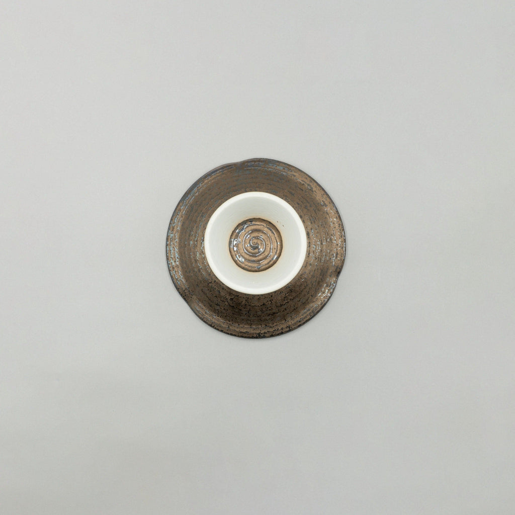 Stand, 16.7cm x 7.5cm