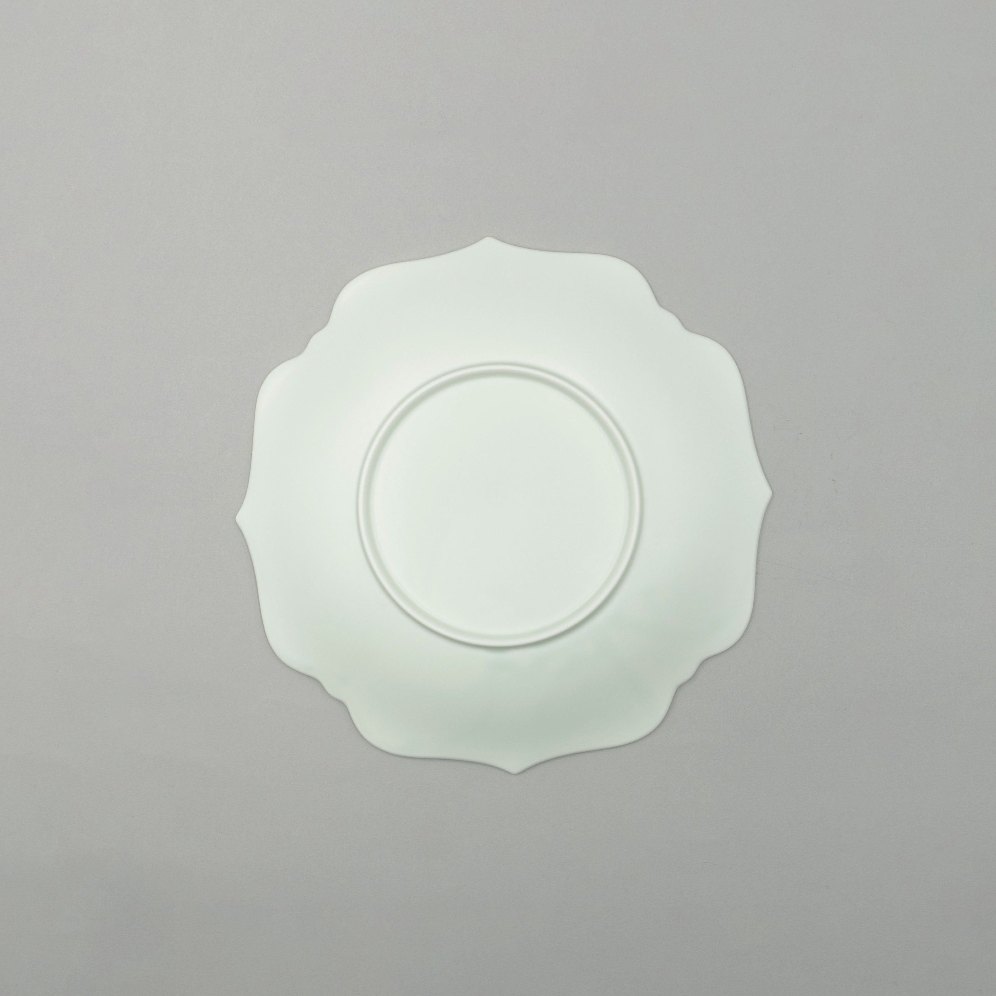 Blue White Plate, 25.5cm x H2.9cm