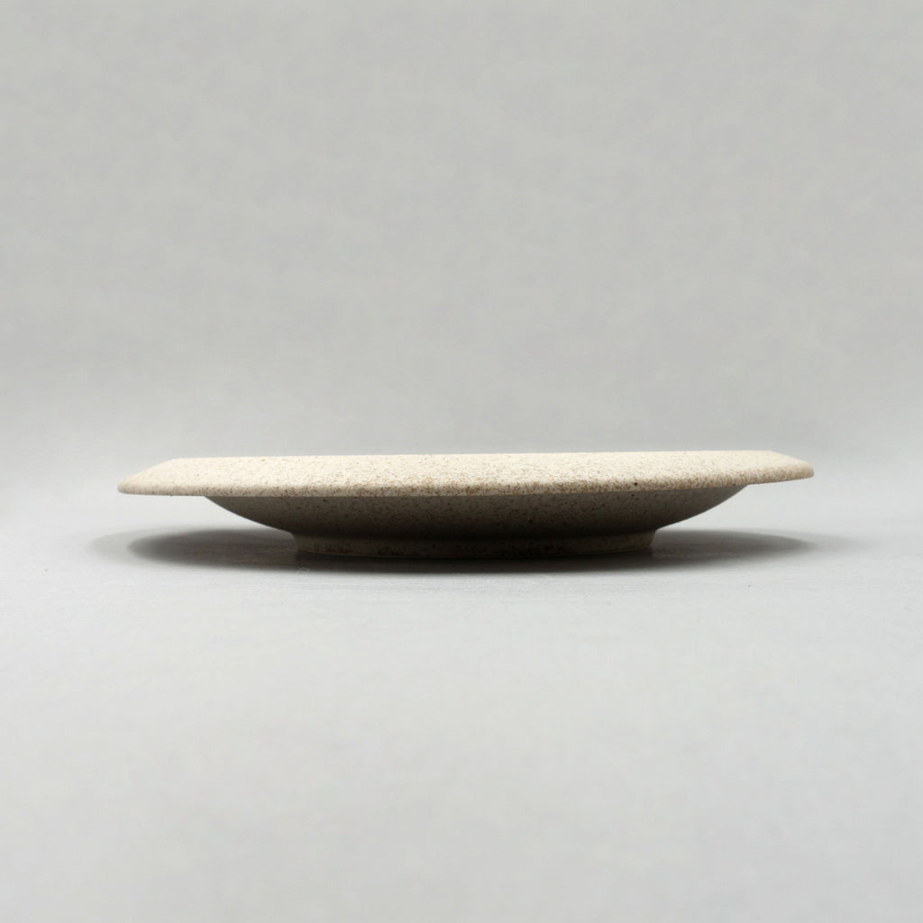 Kigoromo Plate, 24cm x H2.9cm
