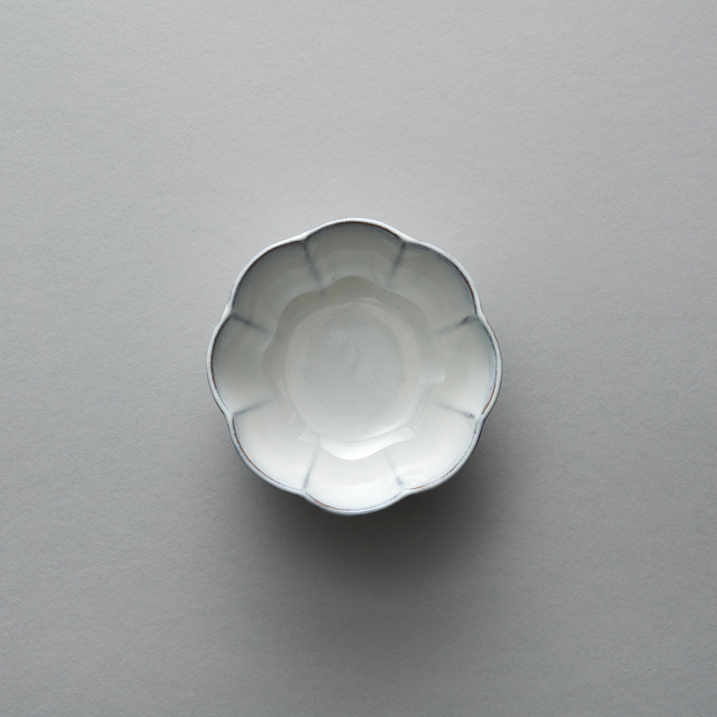 Ribbed Bowl, White, 15cm x 15cm x 6cm