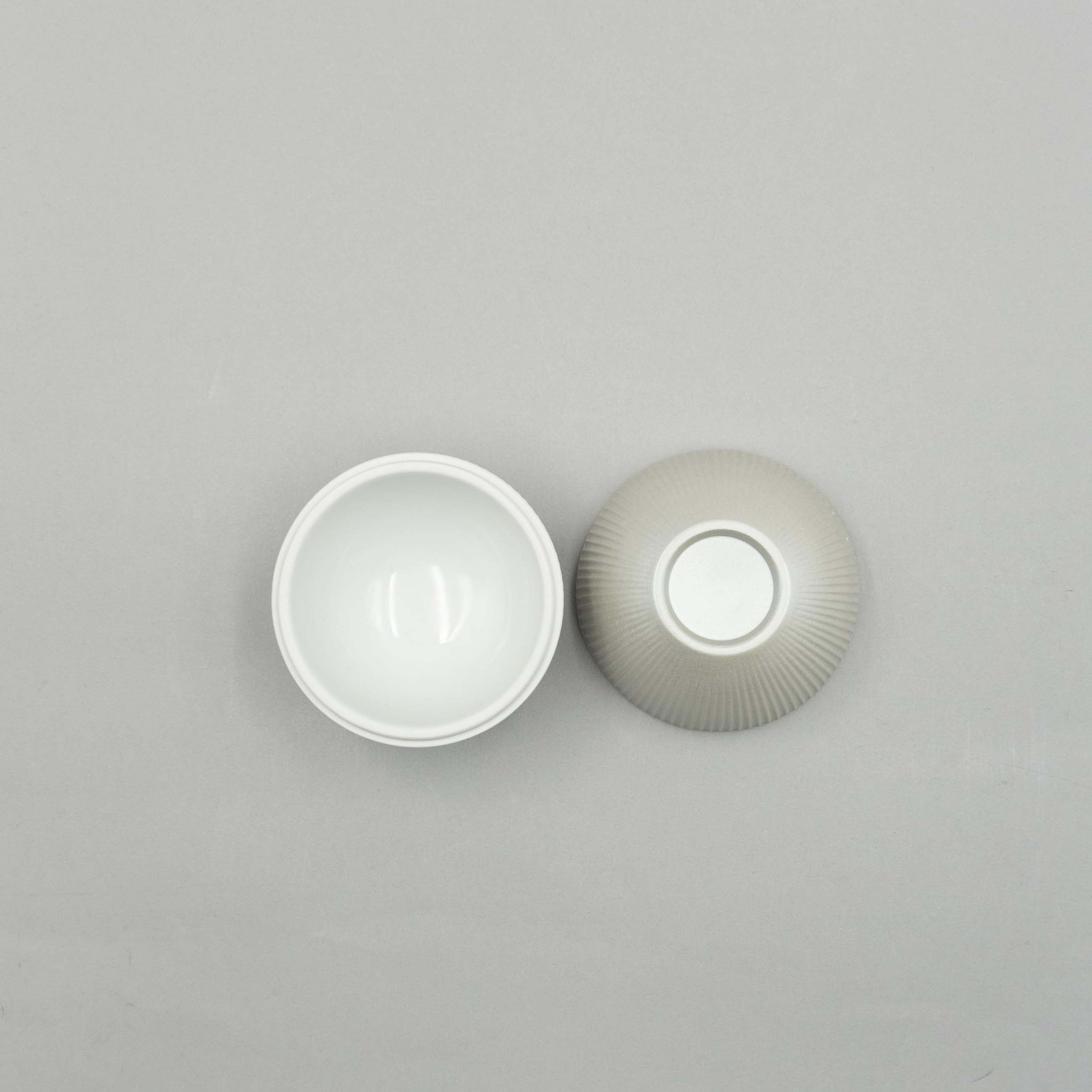 Lidded Bowl Silver, 9.5cm x 8.5cm